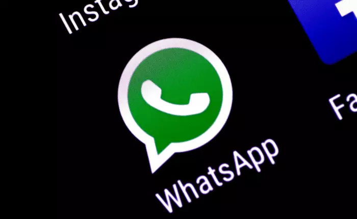 Обновление мессенджера Whatsapp на Android-смартфоне